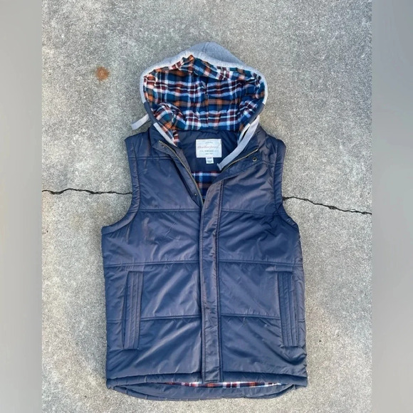 Weatherproof Other - Weatherproof Vintage Hooded Puffer Vest